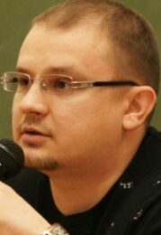 Владимир Николаев