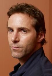 Alessandro Nivola