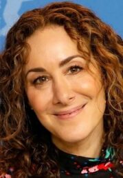 Joanna Rakoff