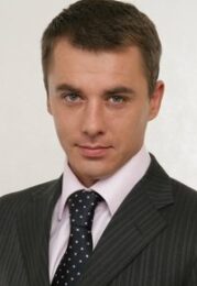 Игорь Петренко