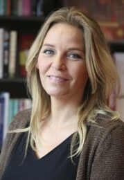 Esther Verhoef