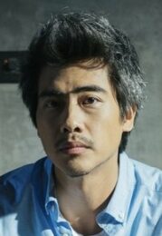 นพพันธ์ บุญใหญ่